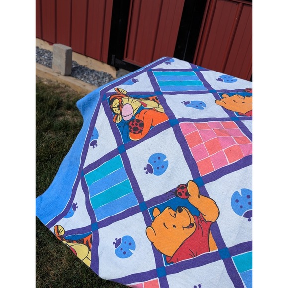 VTG Winnie The Pooh Tigger Twin Size Polyester Bedspread Nursery Throw USA - Picture 9 of 16